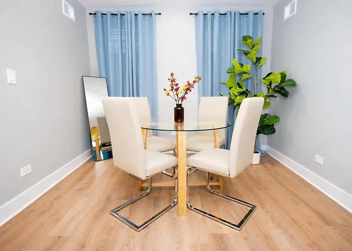 Modern 3br Downtown Near Loyola & Lakefront Chicago