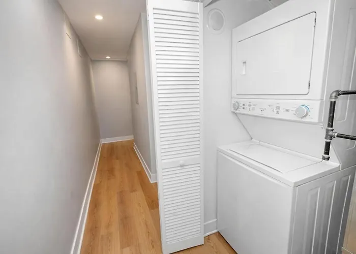 Modern 3br Downtown Near Loyola & Lakefront Chicago