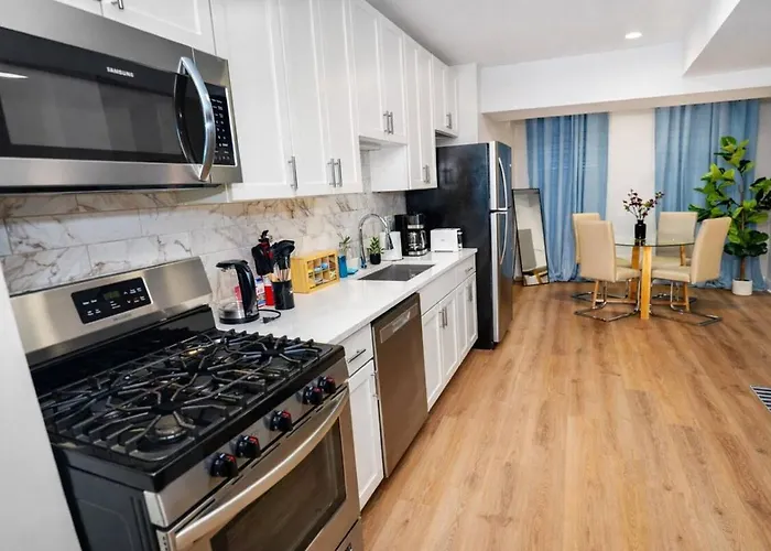 Modern 3br Downtown Near Loyola & Lakefront Chicago