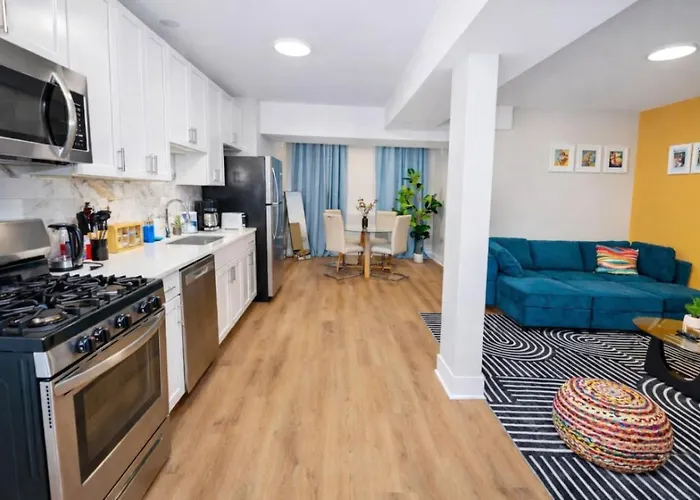 Apartment Modern 3br Downtown Near Loyola & Lakefront