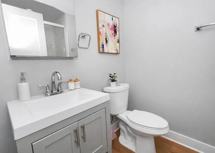Modern 3br Downtown Near Loyola & Lakefront Chicago